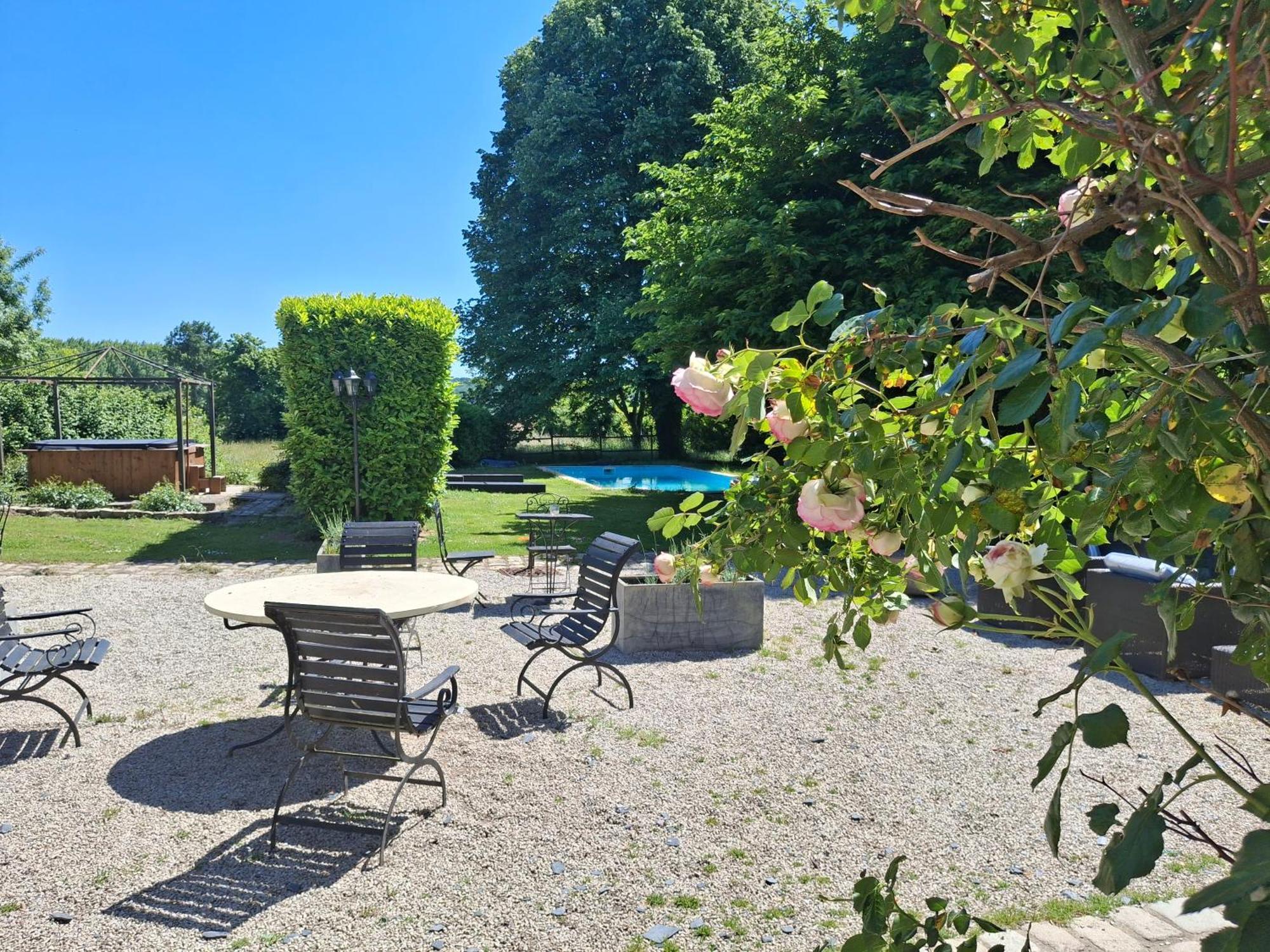 Blaison Le Mouton B&B 외부 사진